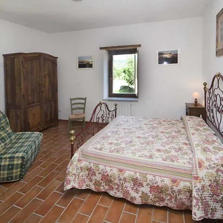 Apartment Borgo Podernovo