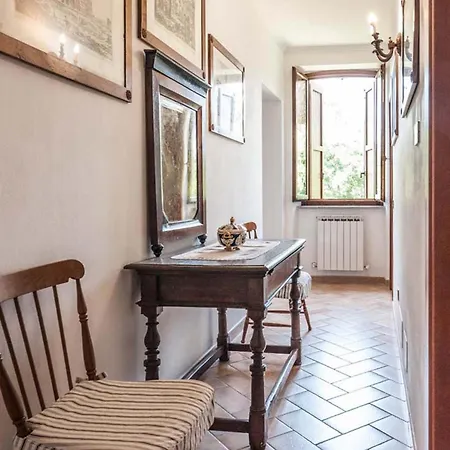 Apartment Borgo Podernovo