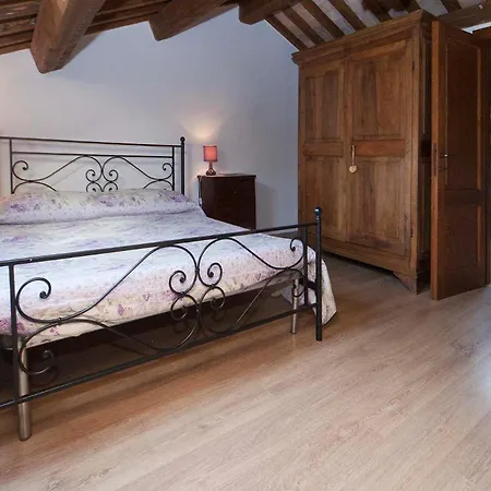 Apartment Borgo Podernovo